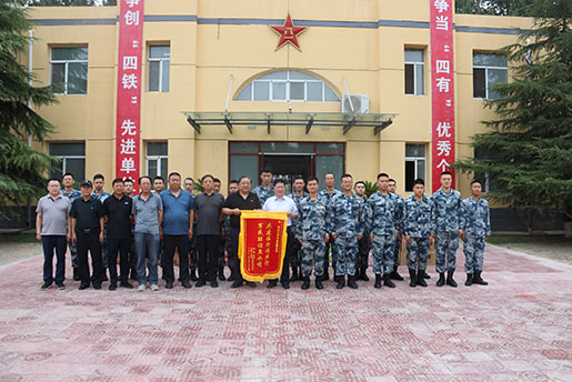 共建臨汾闊步行，軍民聯(lián)誼魚水情
